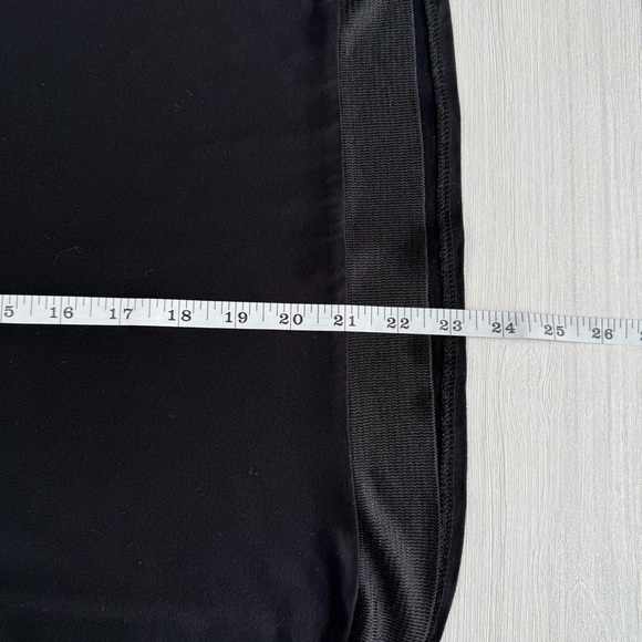 ZARA Knit Trim Crewneck T Shirt Top Size S Black Round Hem Casual Neutral Sporty - Picture 11 of 12
